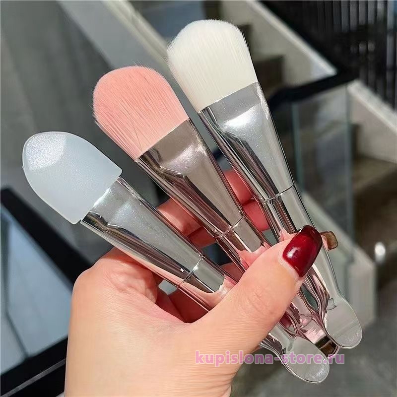 Кисточка для макияжа «Gloss» Кисточка для макияжа «Gloss»