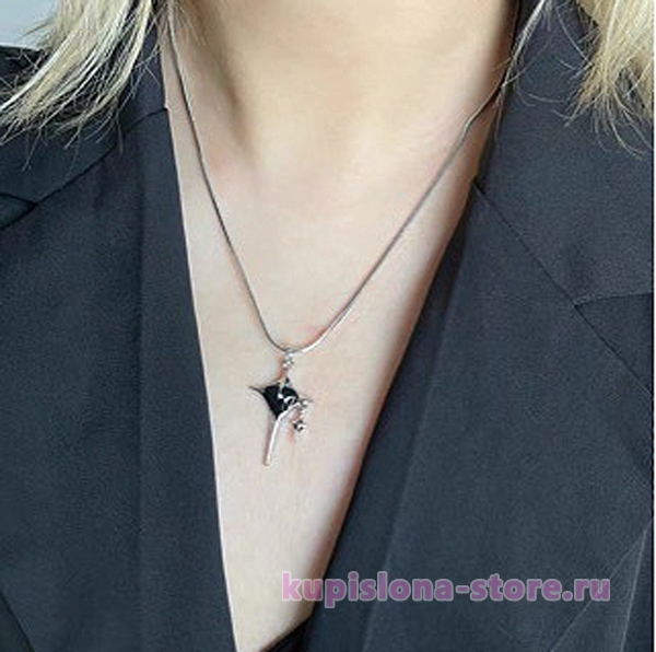 Подвеска на цепочке «Dark cross» Подвеска на цепочке «Dark cross»