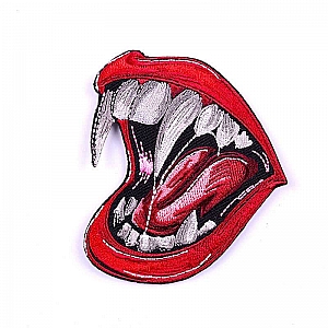 Нашивка «Vampire teeth» Нашивка «Vampire teeth»