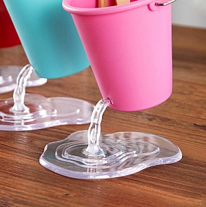 Карандашница «Leaky bucket»